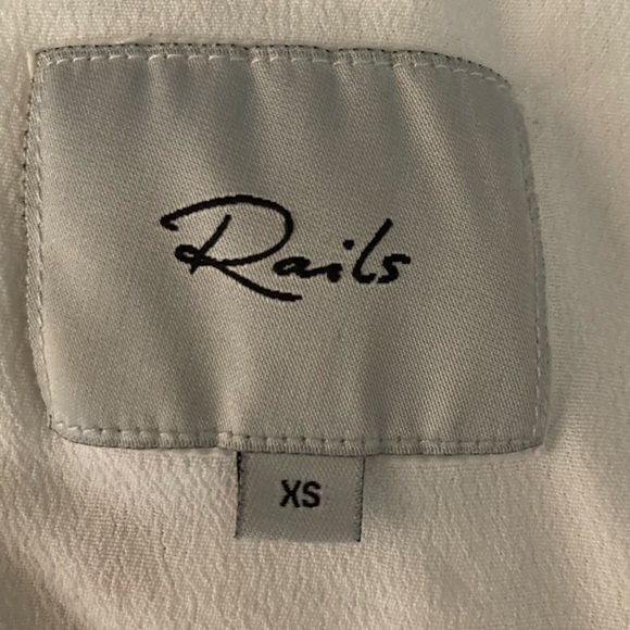 Rails Whitney novelty Rose bottle print short sleeved button up top. XS - Picture 6 of 9